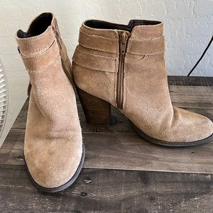 Beige booties
